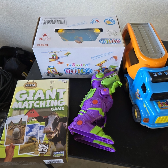 Toy Set - Picture 4 of 4